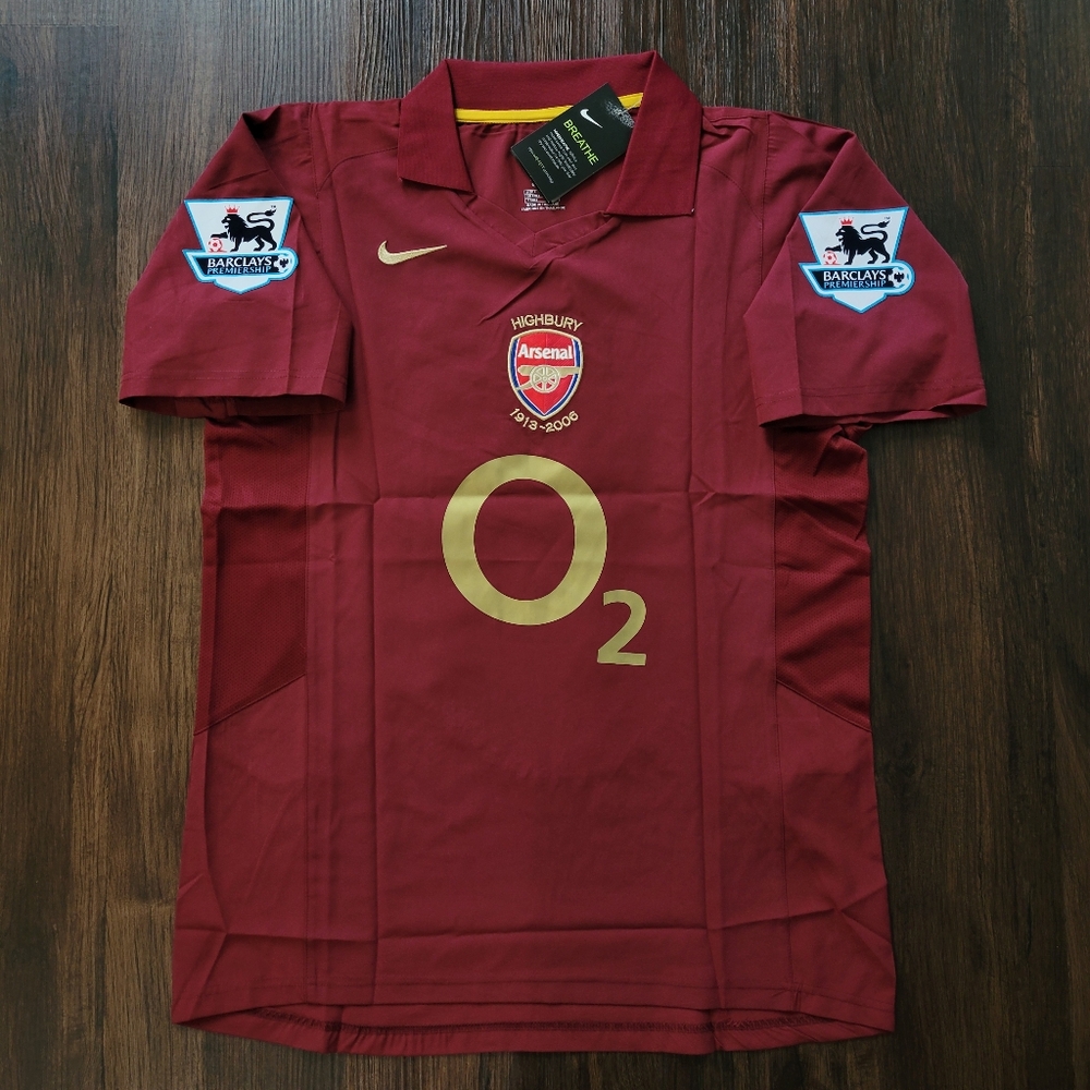 Thierry Henry Arsenal New Men's Retro Vintage Season 2005/06 Red Soccer Jersey